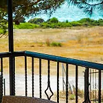 Romanos Beach Villas