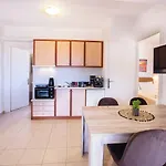 Appart hôtel Romanos Beach Villas 4*