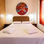 Apartmanhotel Romanos Beach Villas