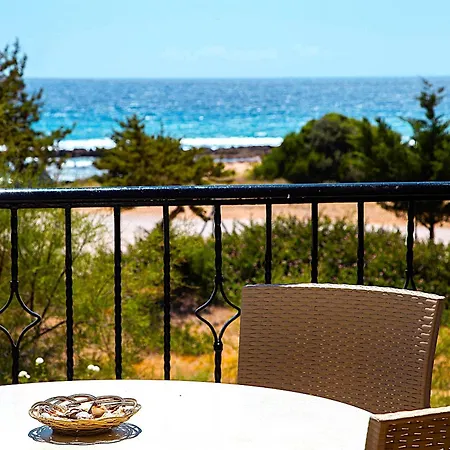 아파트호텔 Romanos Romanos (Messenia)