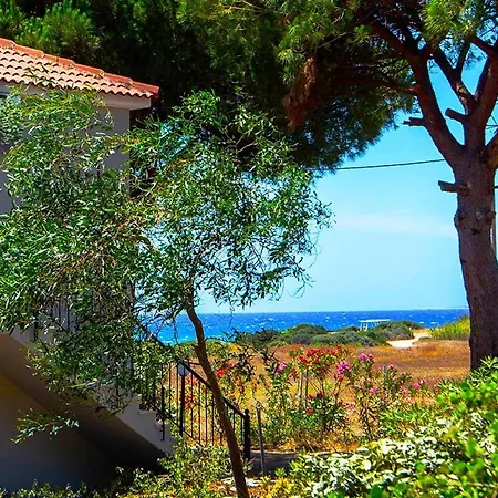 아파트호텔 Romanos Beach Villas