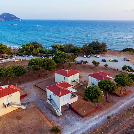 Romanos Beach Villas