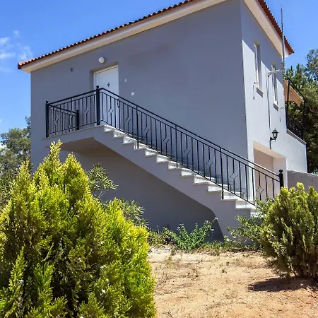 Romanos Beach Villas 4* Romanós