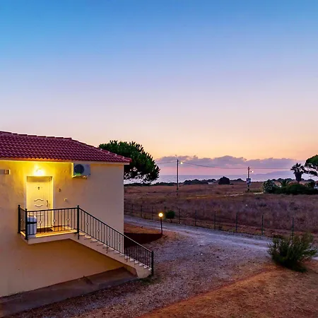 Romanos Beach Villas Aparthotel 4*