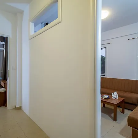 Romanos Beach Villas