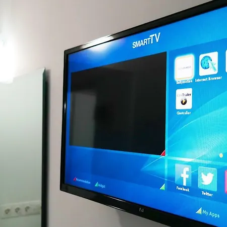 アパートホテル Romanos Beach Villas 4*