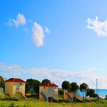 Romanos Beach Villas Appart hôtel