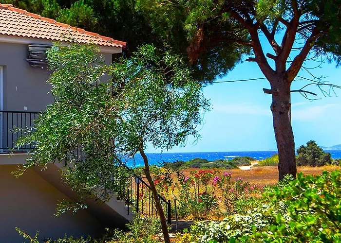 아파트호텔 Romanos Beach Villas