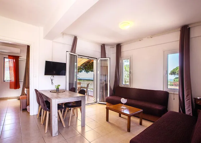 Romanos Beach Villas 아파트호텔 Romanos (Messenia)