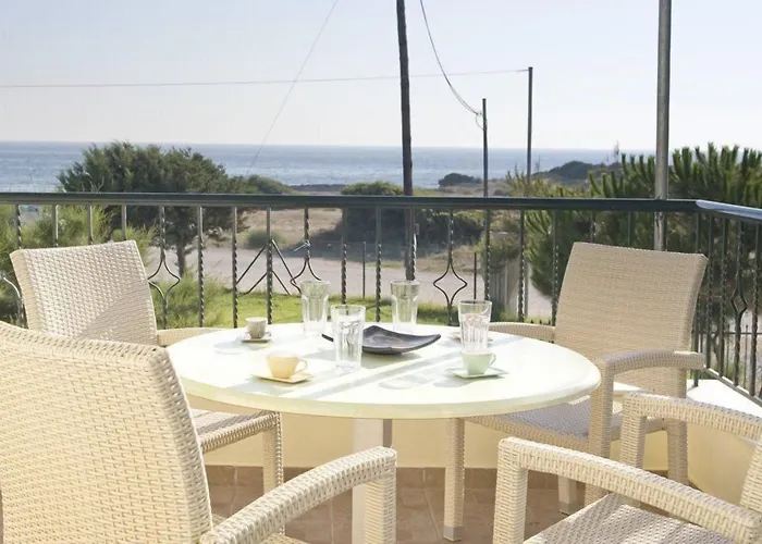 Romanos Beach Villas Aparthotel