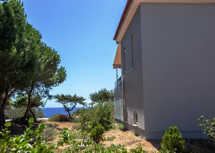 Romanos Beach Villas 아파트호텔