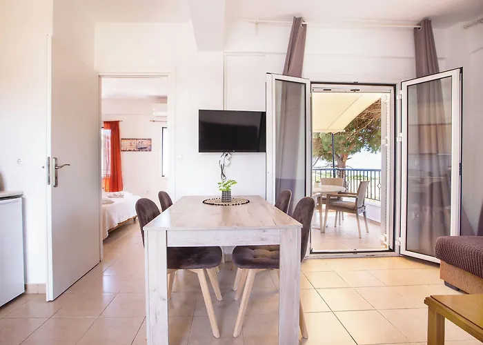 Romanos Beach Villas Hotel apartamentowy Romanos (Messenia)